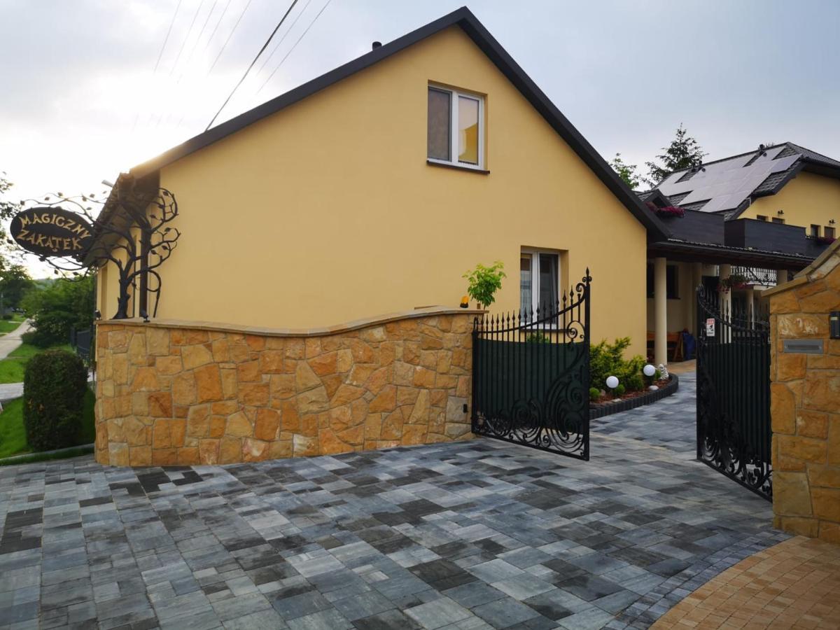 Вілла Magiczny Zakatek Домброва-Дольна Екстер'єр фото